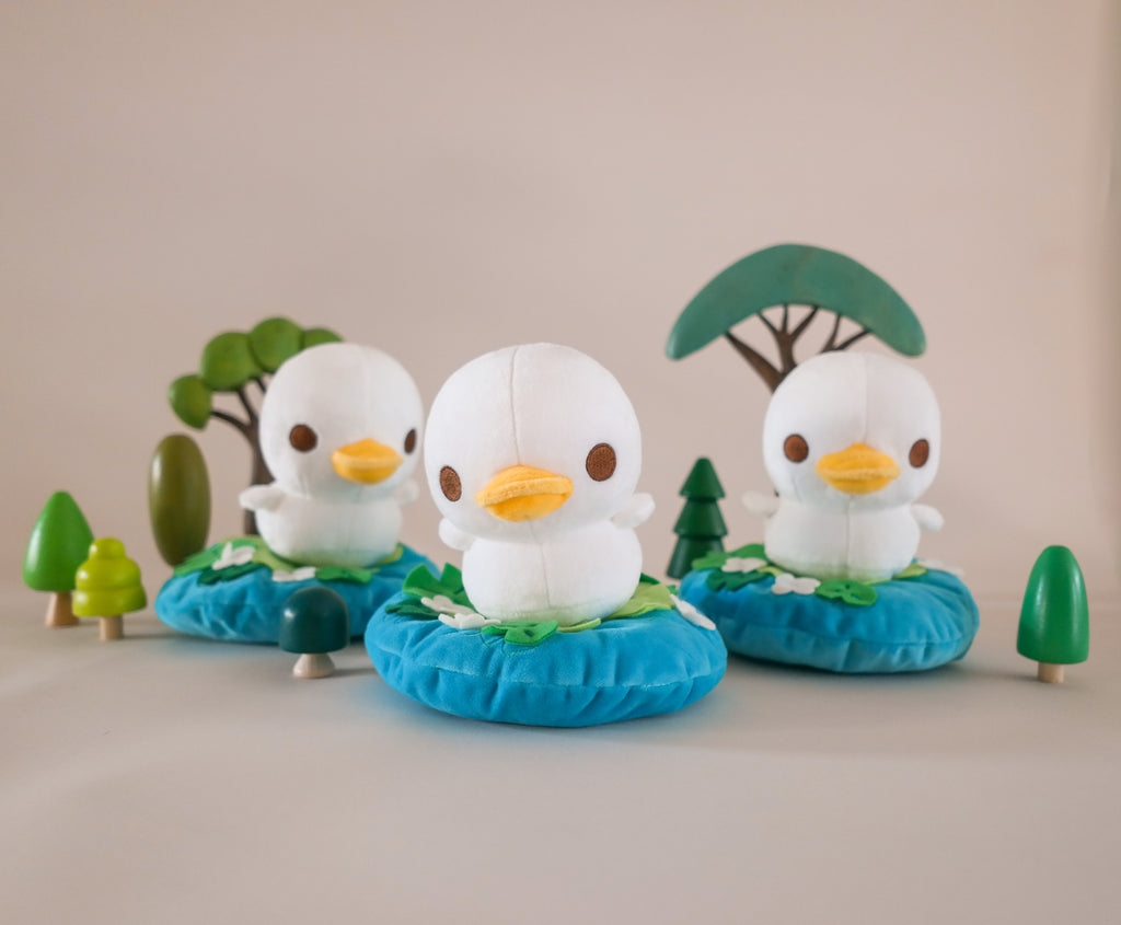 A Lost Duckling Small Plushie – thousandskies