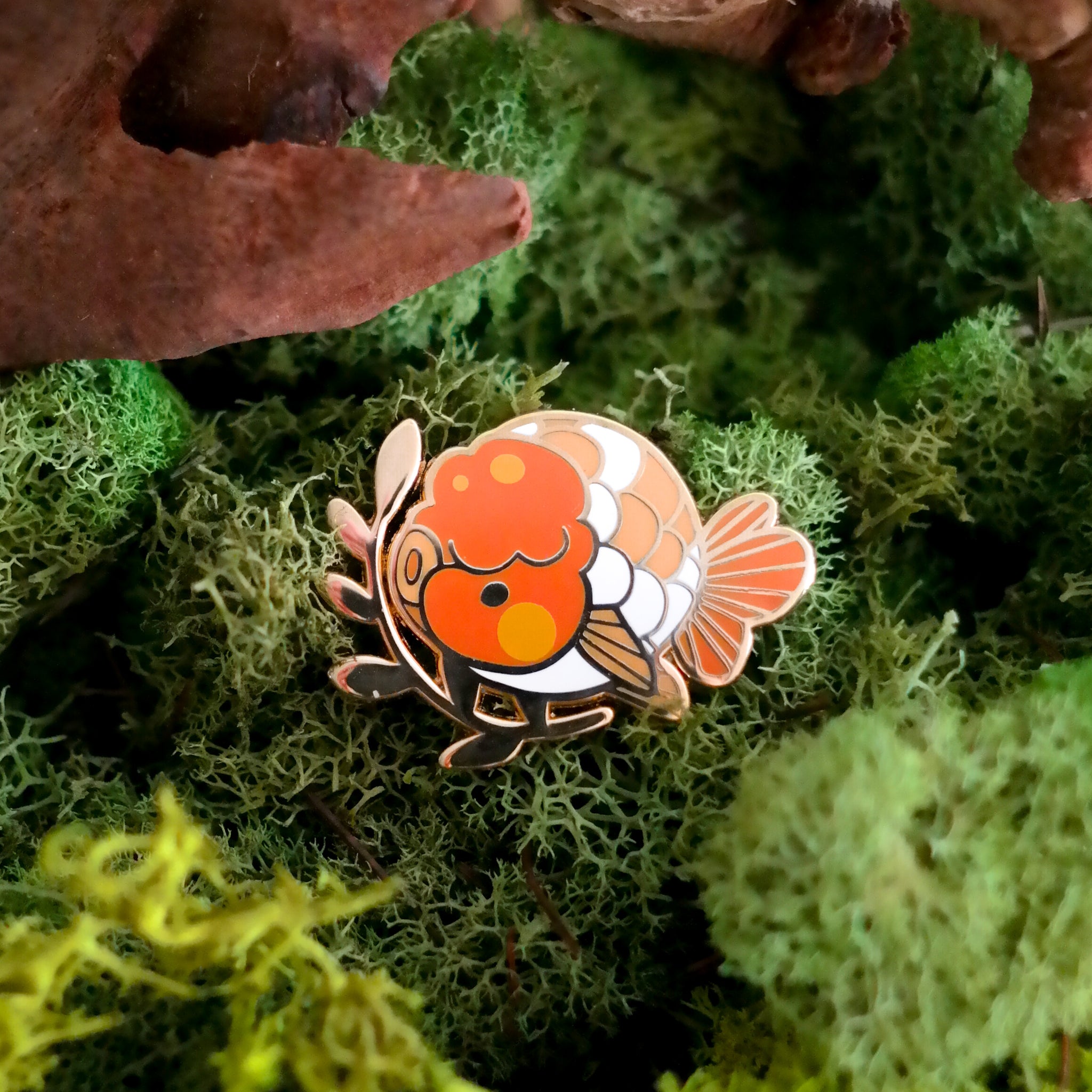 Enamel Pin - Fancy Goldfish - Golden Ranchu – thousandskies