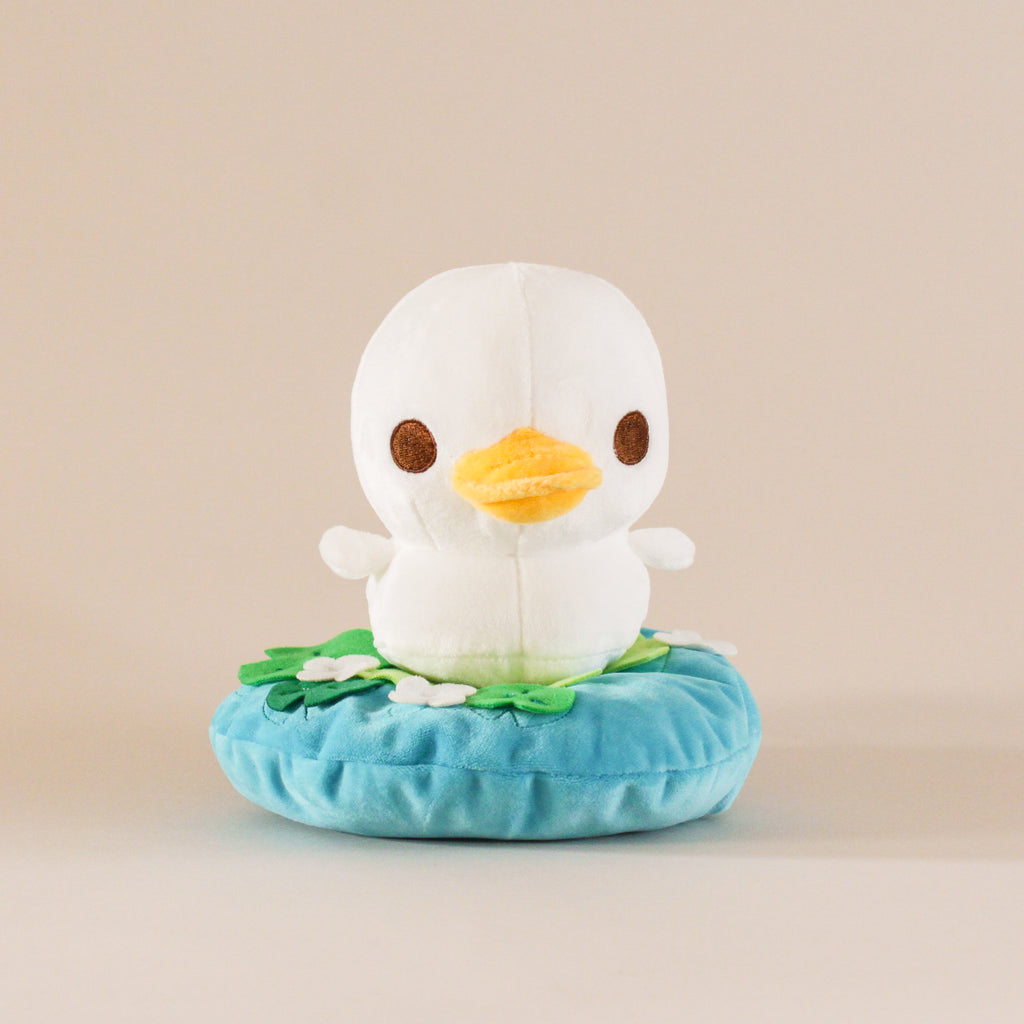 A Lost Duckling Small Plushie – thousandskies